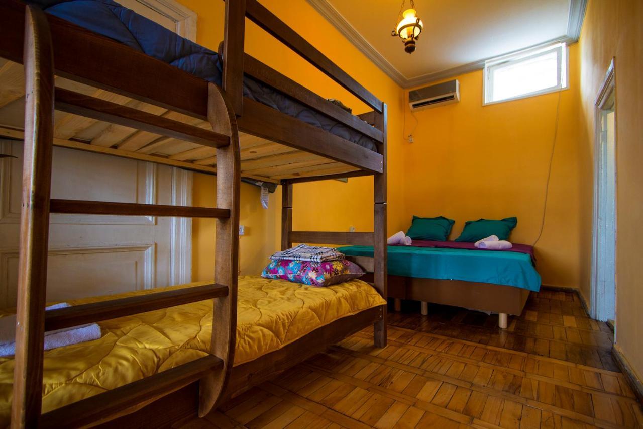 Royz Hostel Тбилиси Екстериор снимка
